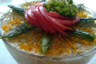 Как приготовить сытный салатик